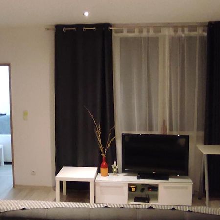 City Center Apartment 45M, 1 Bedroom And 1 Living Room With Kitchen Plus Bathroom, A Perfect Family Friendly Place Or For Home Office And A Longer Stay, A Proper Office Desk With Business Chair Provided, 100M From Market Square And Vistula River Grudziądz Екстериор снимка